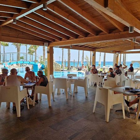 Simos Magic Beach Hotel Apts アヤナパ エクステリア 写真